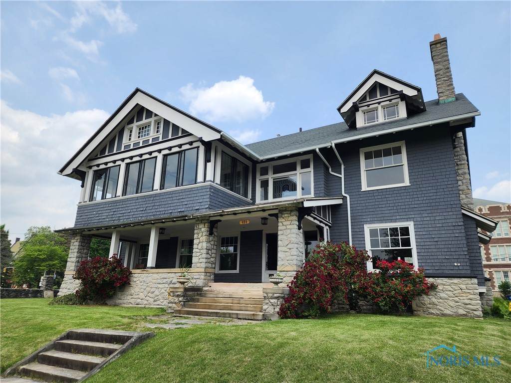 424 Winthrop Street - Photo 1