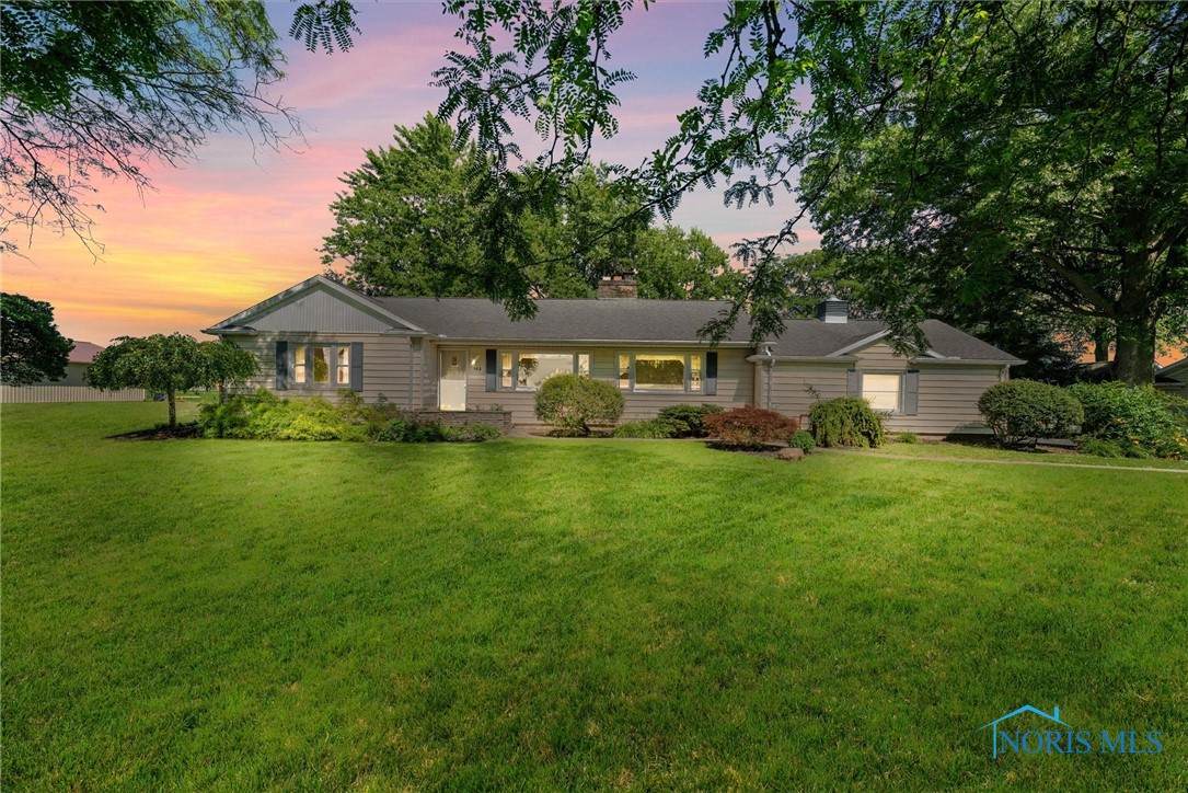 162 Oak Ridge Drive - Photo 1