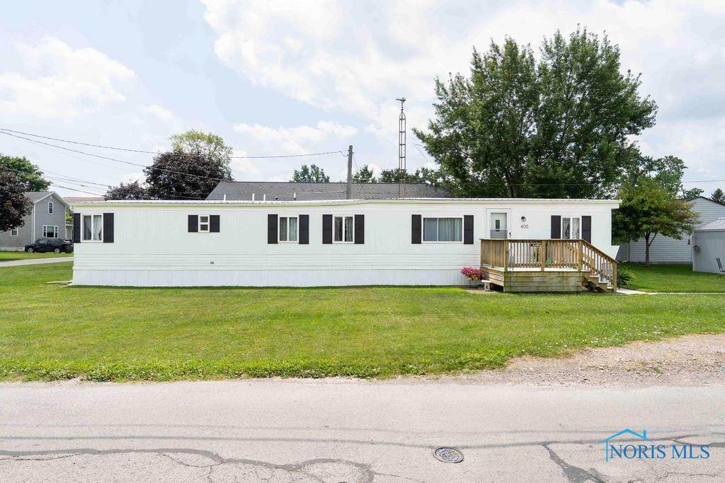 405 Cooper Street - Photo 1