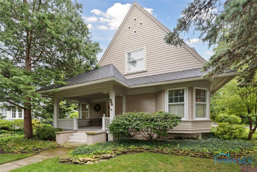 424 Front Street - Photo 1