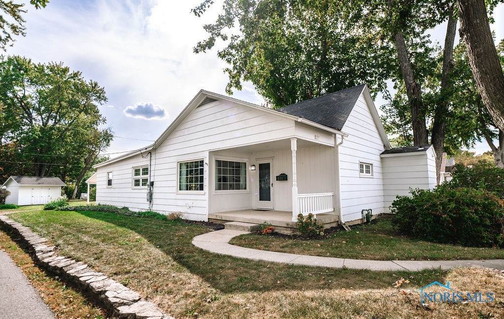 831 Adams Street - Photo 1