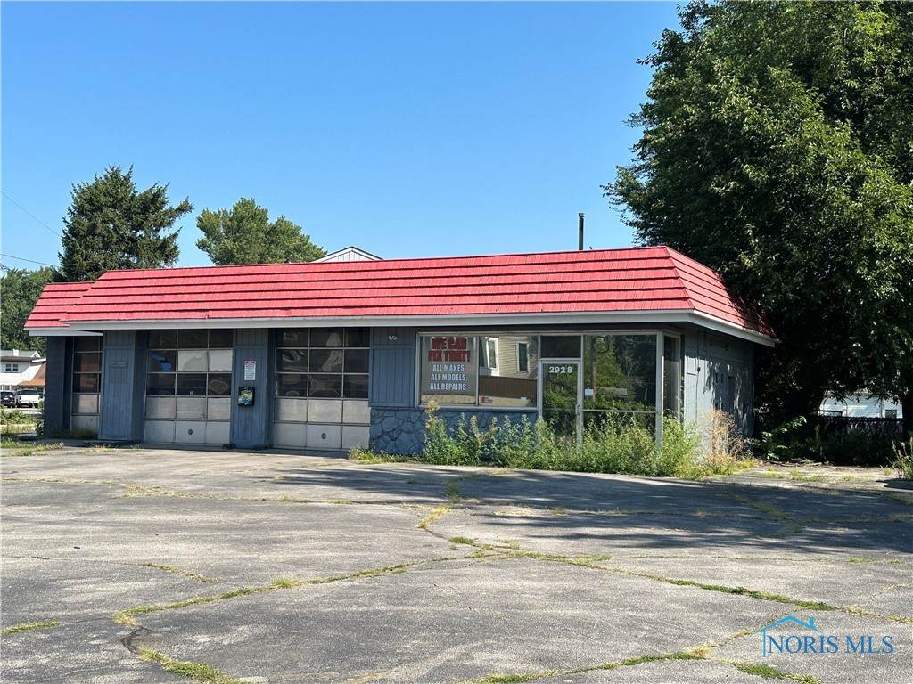 2928 Tremainsville Road - Photo 1