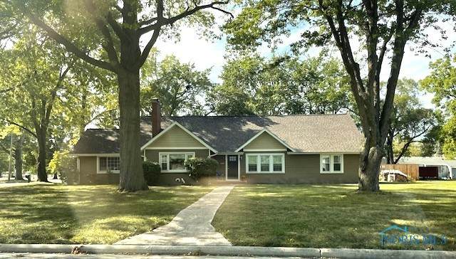 630 Center Ridge Road - Photo 1