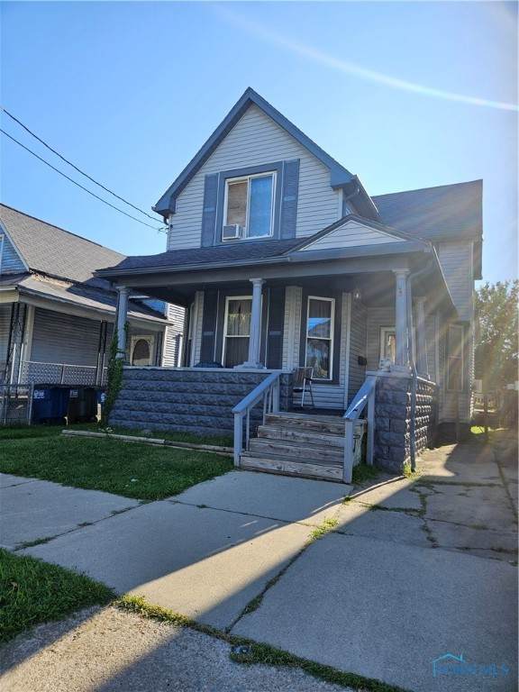 325 Chapin Street - Photo 1