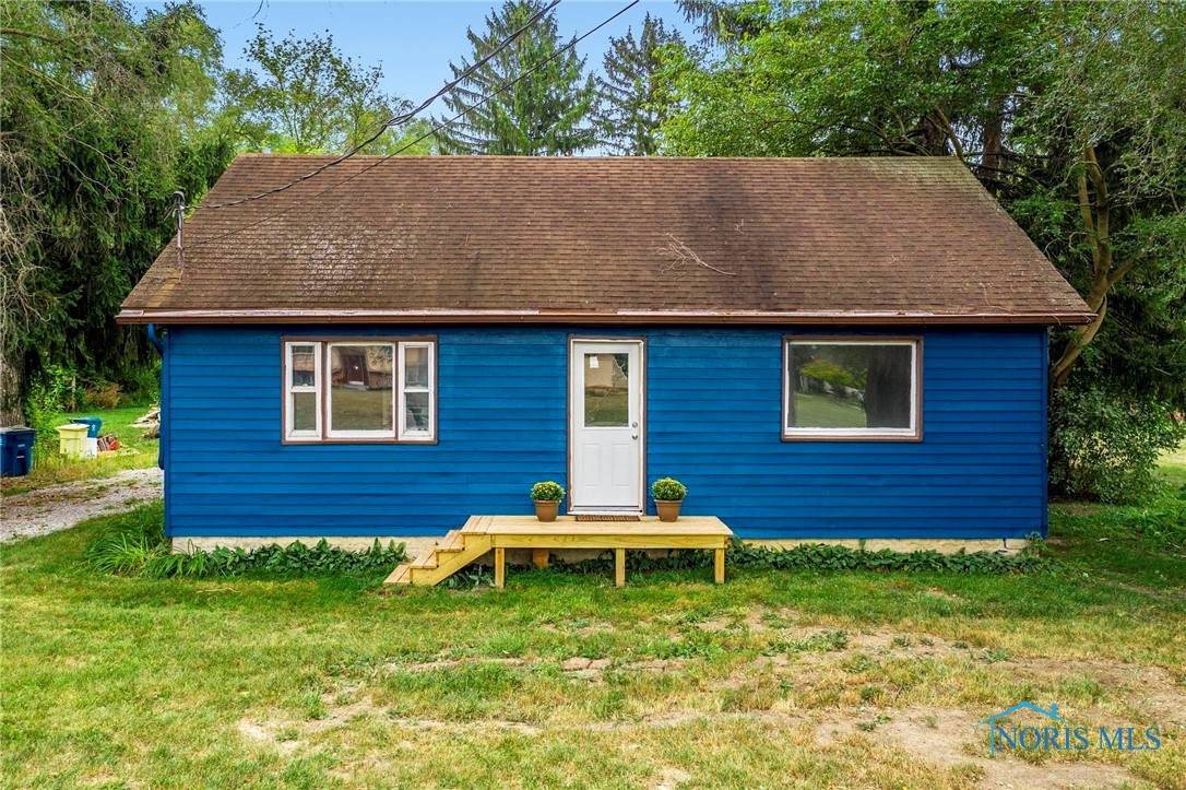 9155 Maumee Western Road - Photo 1