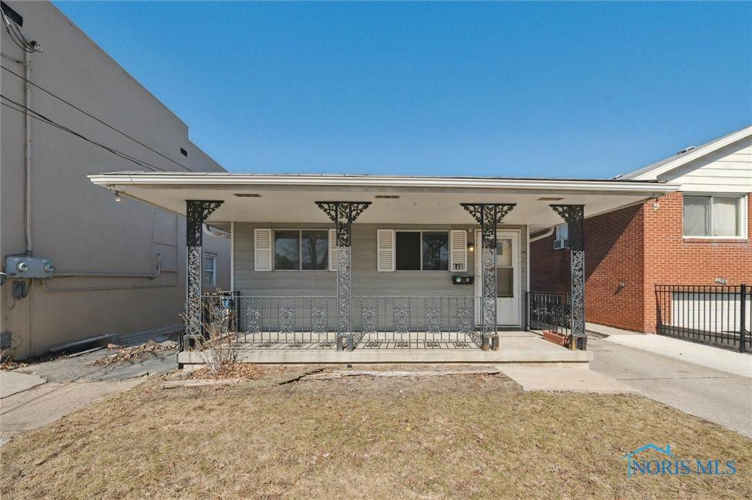 648 Eleanor Avenue - Photo 1