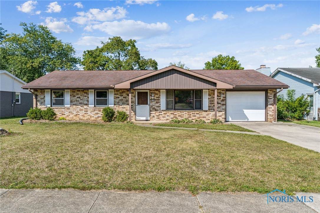 2100 Candlewick Drive - Photo 1