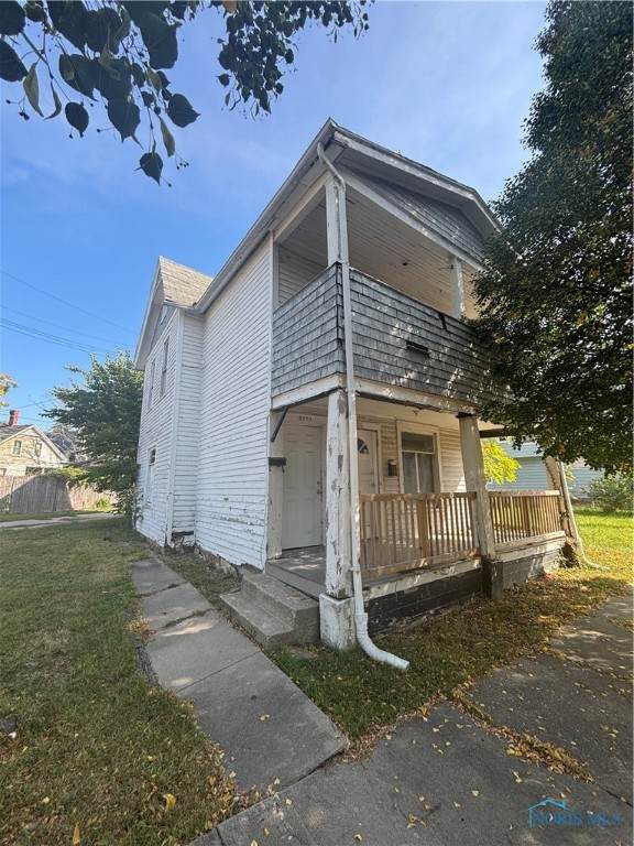 816 Orchard Street - Photo 1