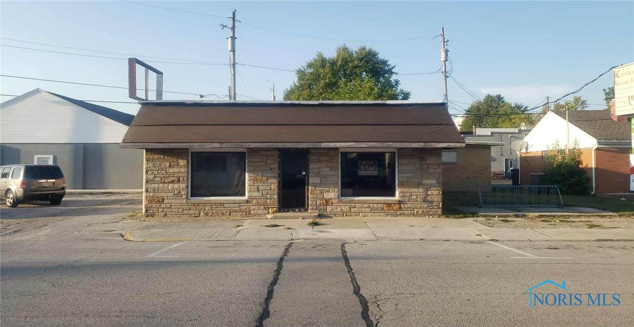 126 Crocker Street - Photo 1