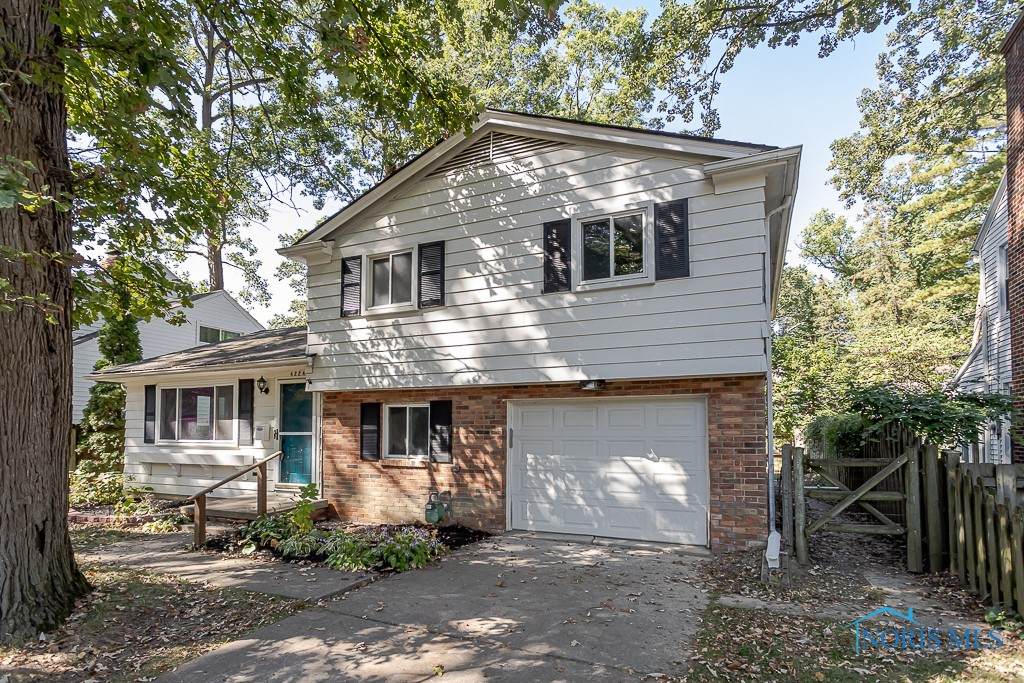 4224 Beverly Drive - Photo 1