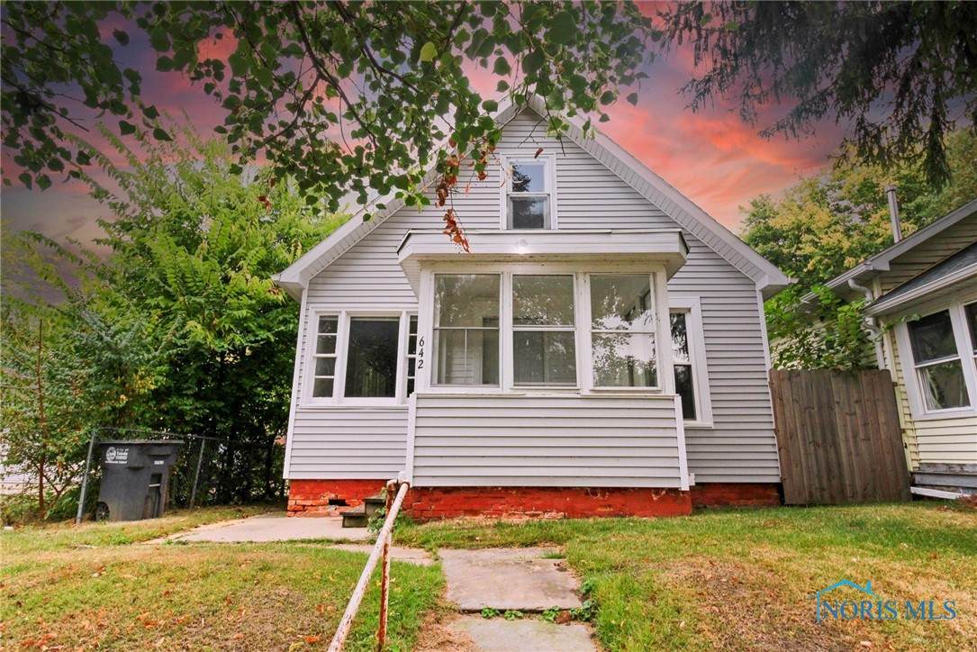 642 Orchard Street - Photo 1