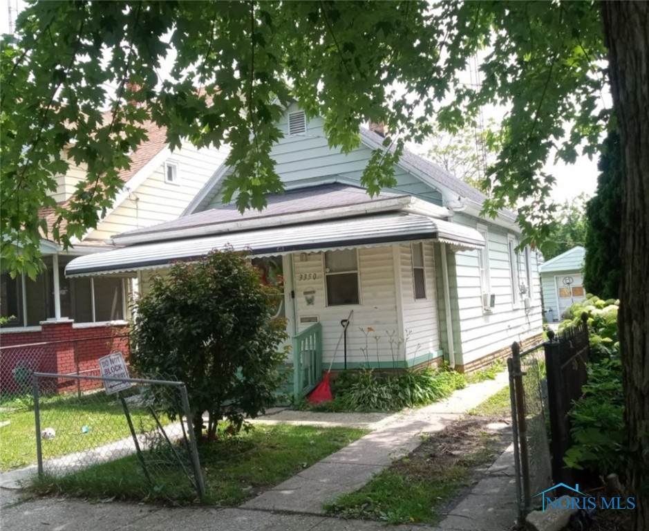 3350 Maple Street - Photo 1