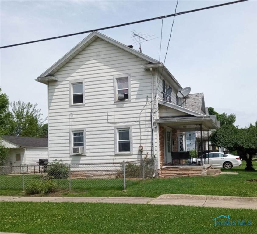 3353 Chestnut Street - Photo 1