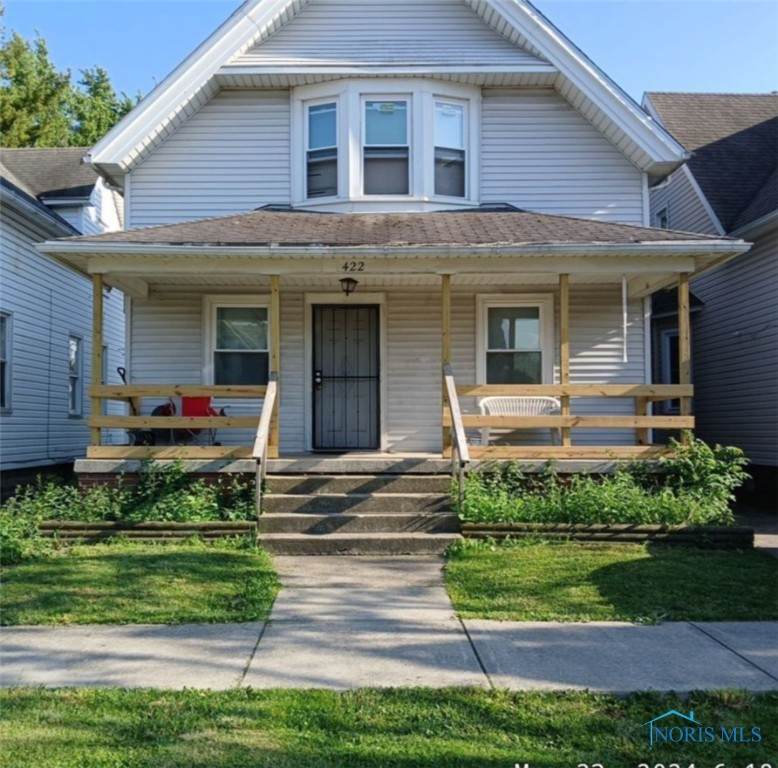 422 Dexter Street - Photo 1