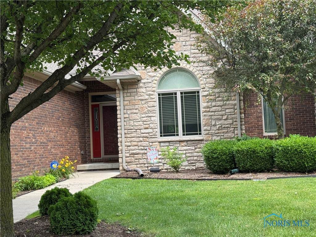 5346 Palisades Drive - Photo 1
