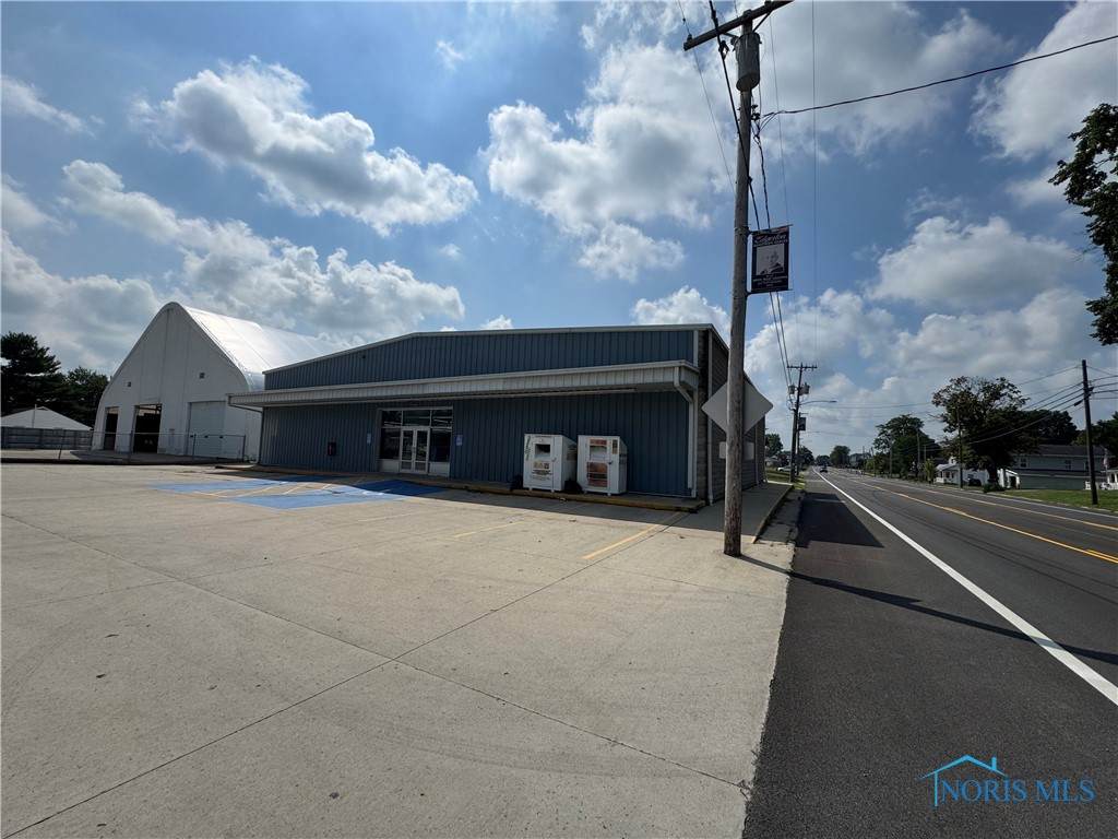 444 Michigan Avenue - Photo 1