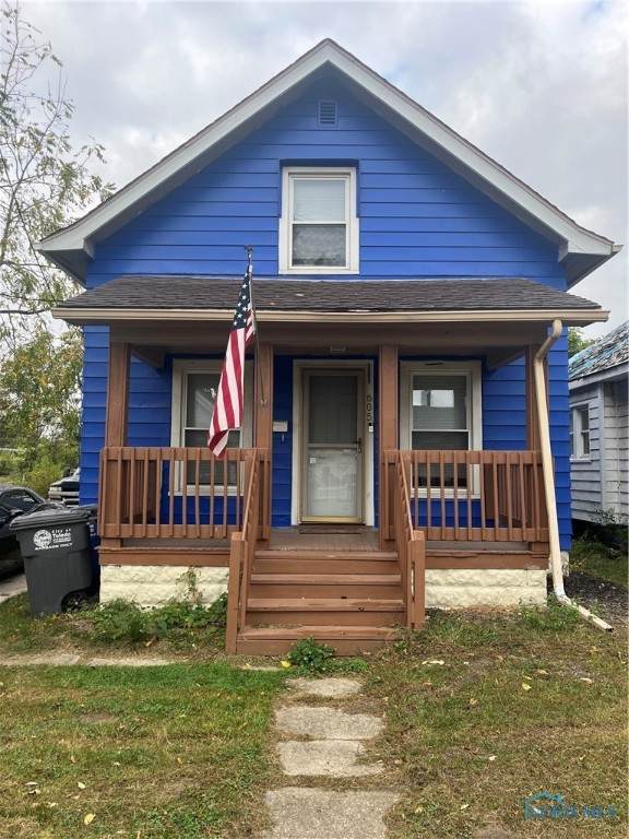 605 Waverly Avenue - Photo 1