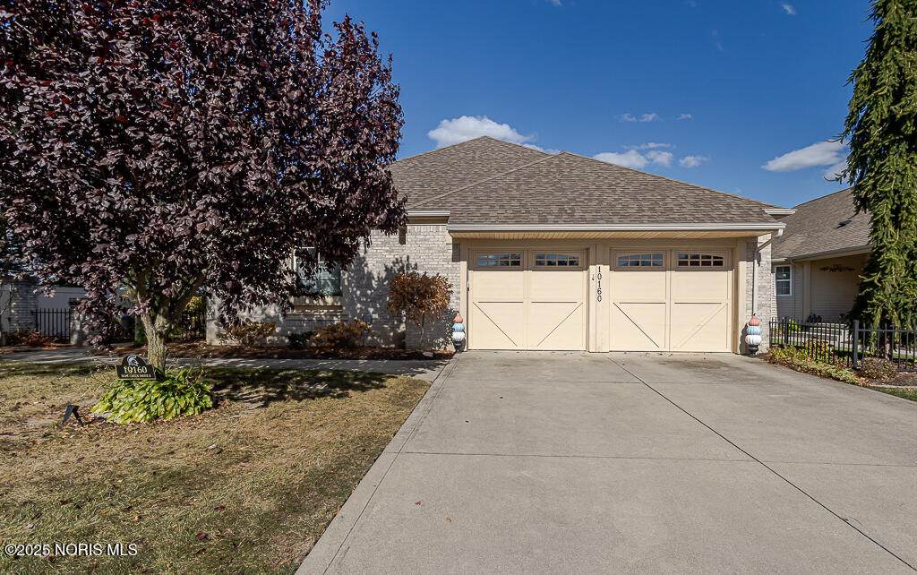 10160 Blue Creek South - Photo 1