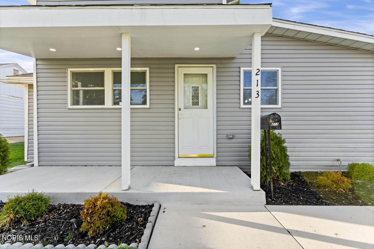 213 Indiana Avenue - Photo 1