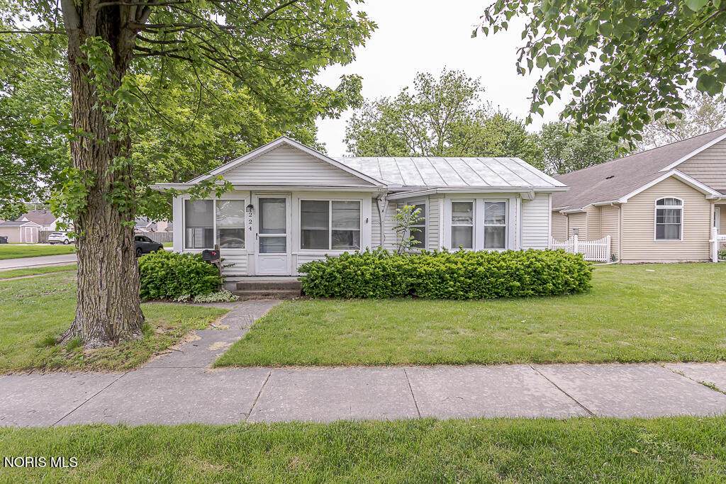 224 Indiana Avenue - Photo 1