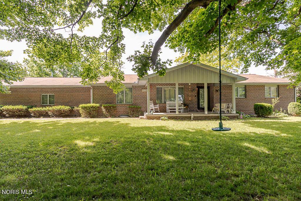 903 Warpole Street - Photo 1
