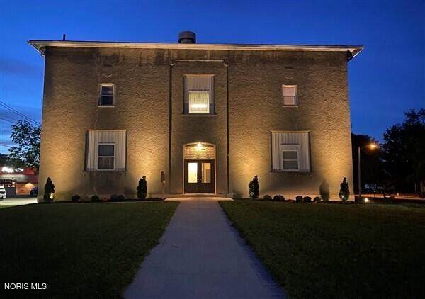 214 W 3rd St At N Walnut Street - Photo 1