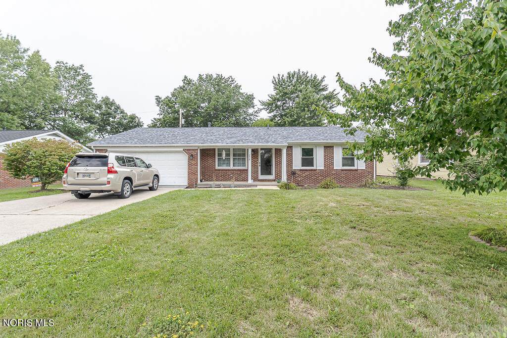208 Westfield Avenue - Photo 1