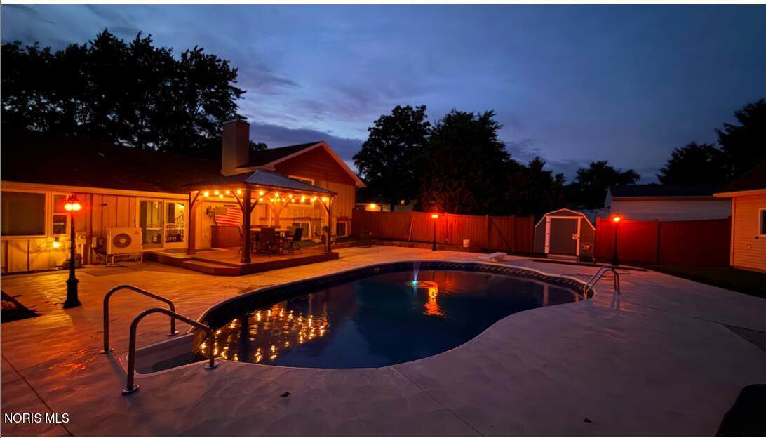 313 Charloe Circle - Photo 1