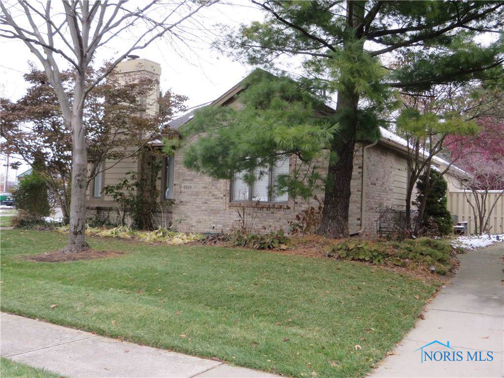 6930 Milrose - Photo 1