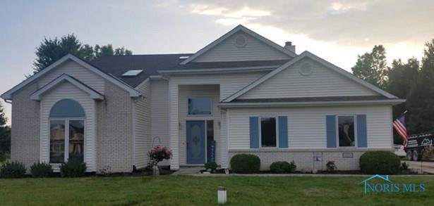 105 Hogan - Photo 1