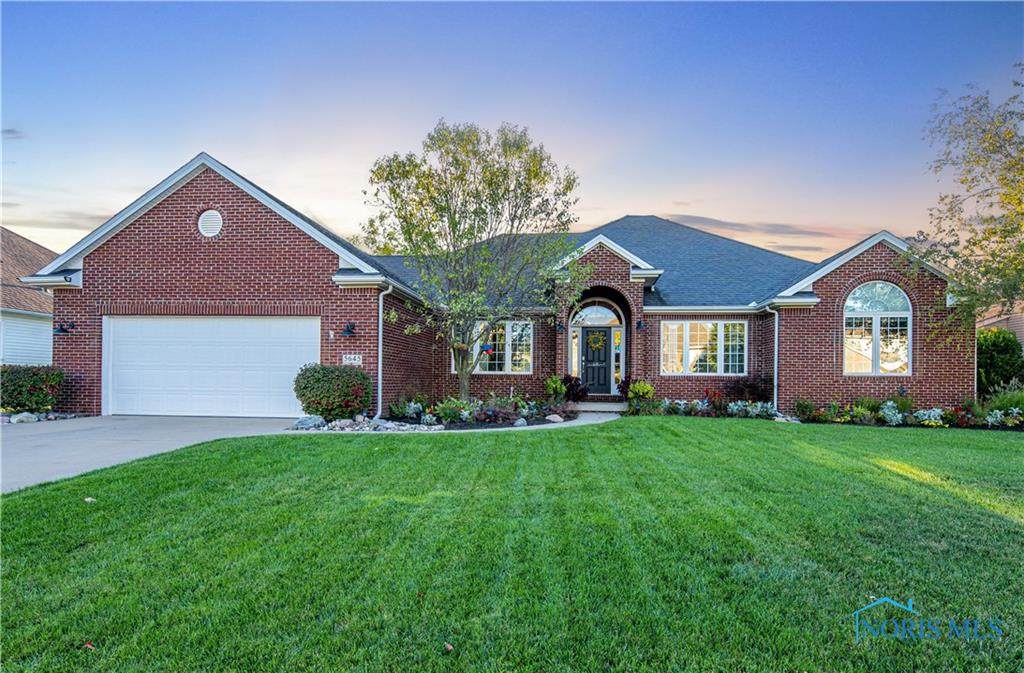 5645 Maple Creek - Photo 1