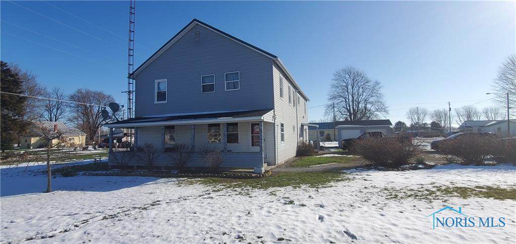 105 Main - Photo 1