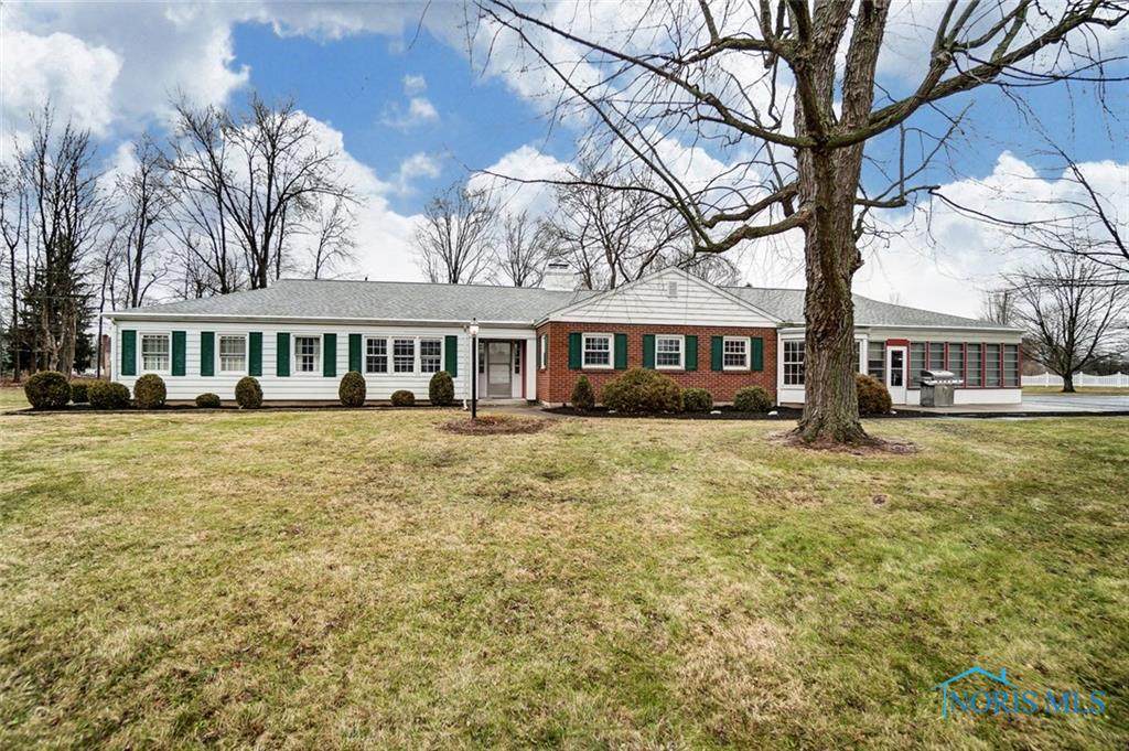 2820 Spencerville - Photo 1
