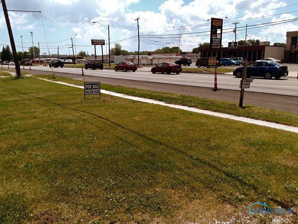 1850 Alexis Road - Photo 1