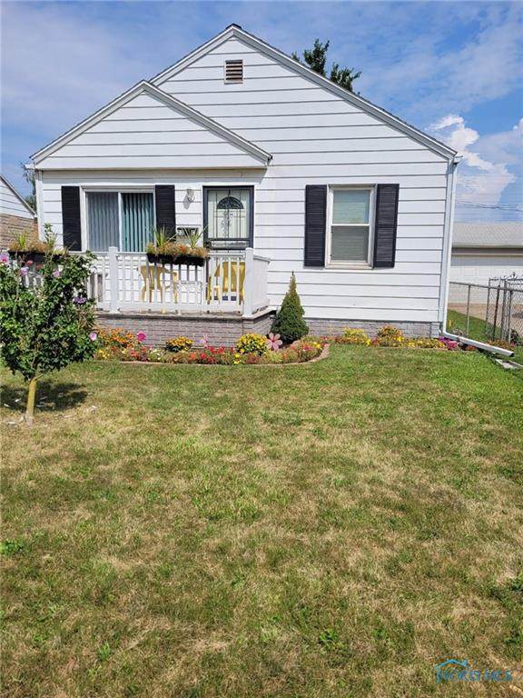 23 Capistrano Avenue - Photo 1