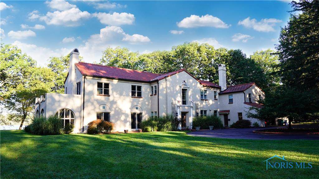 540 Riverside Drive - Photo 1