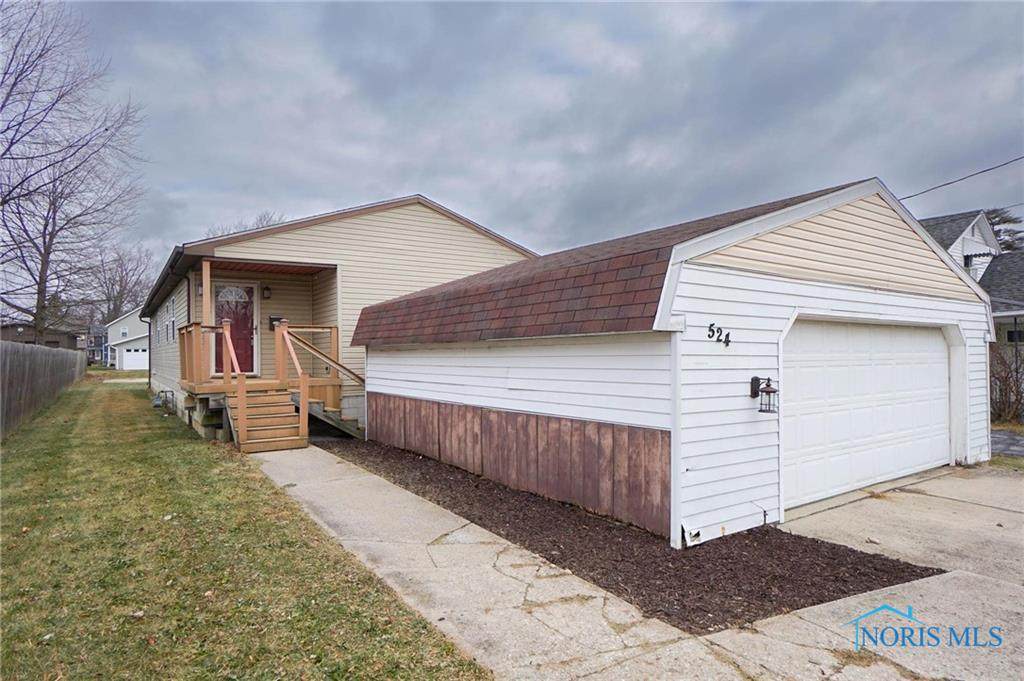 524 Clinton Court - Photo 1