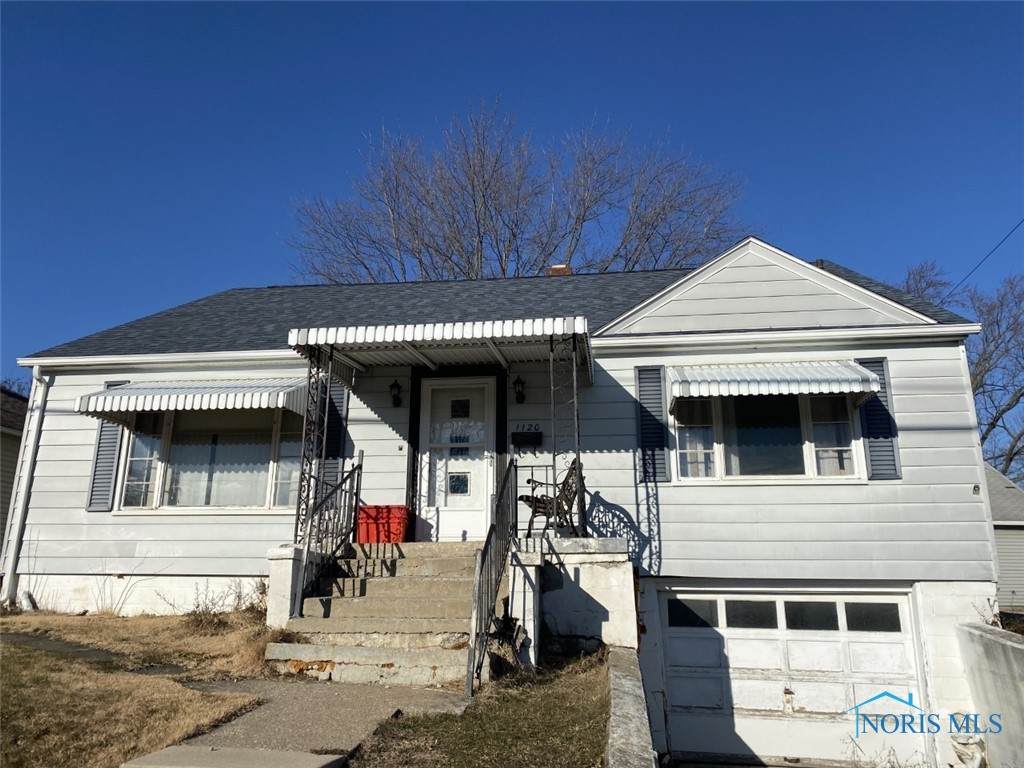 1120 Woodlawn Avenue - Photo 1