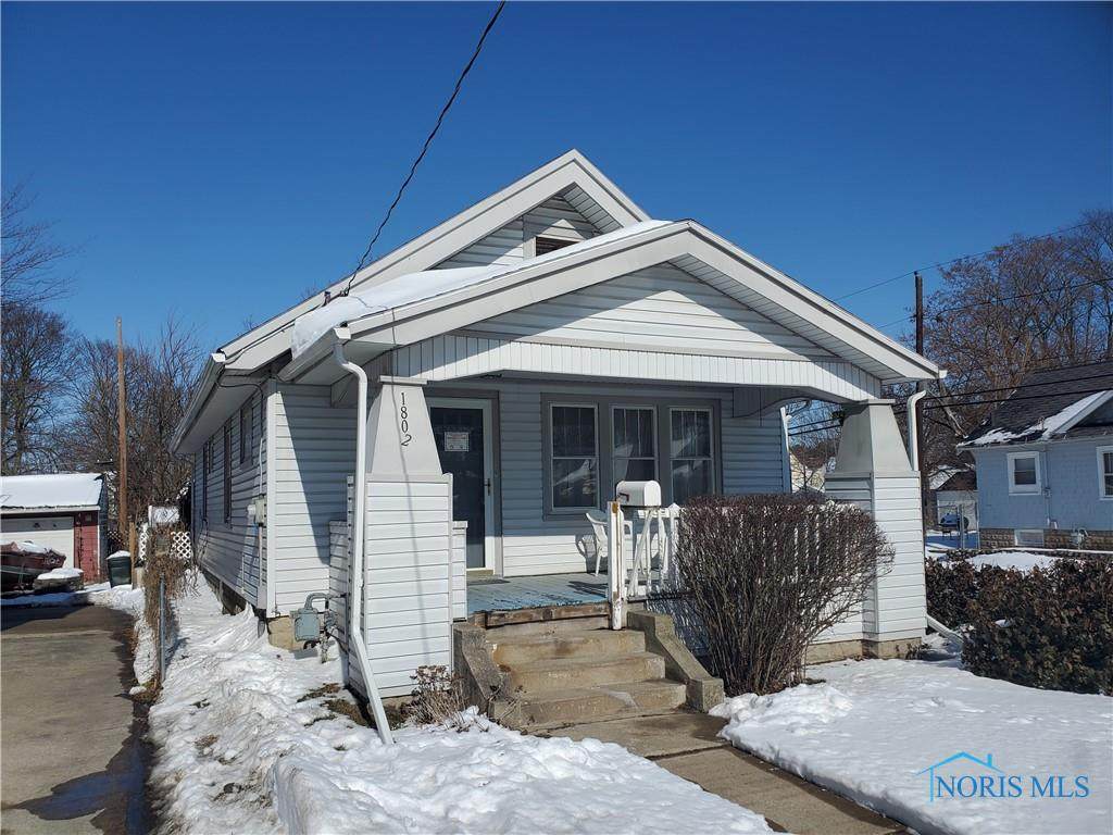 1802 Loxley Road - Photo 1