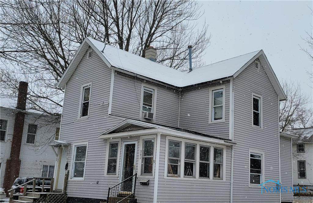 302 Elm Street - Photo 1