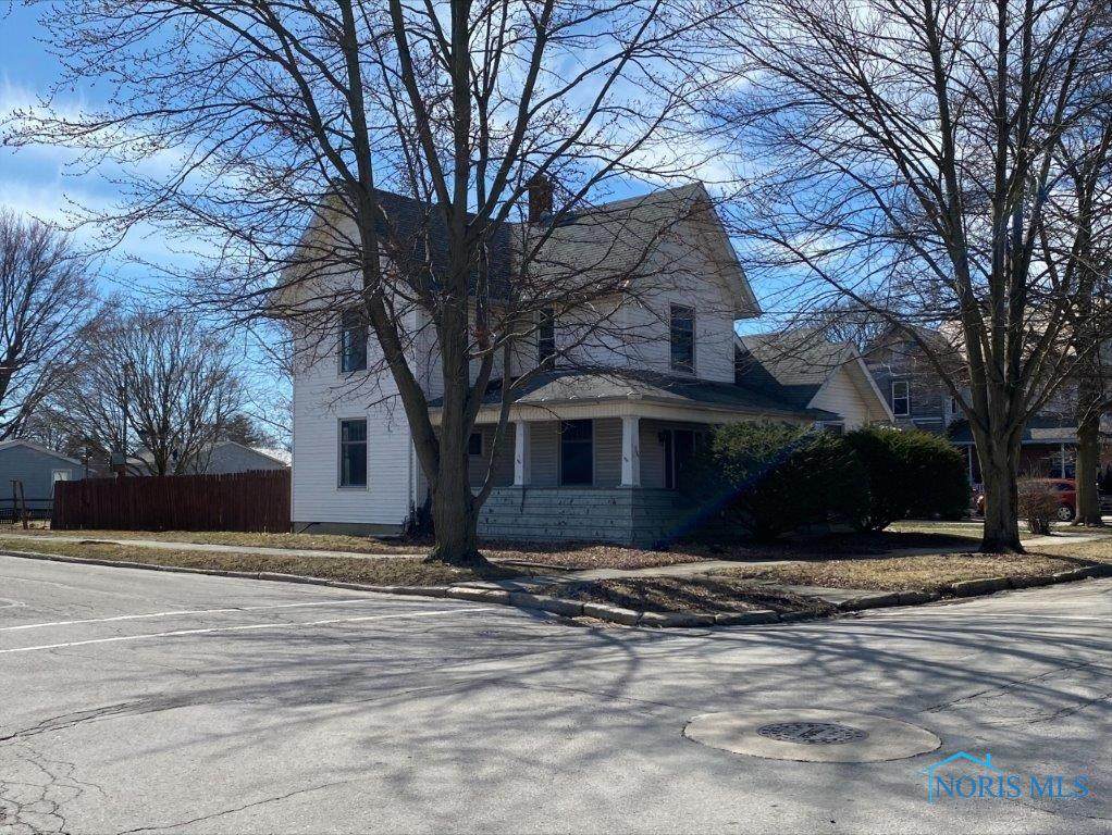 201 Broadway Street - Photo 1