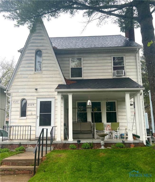 4329 Lockwood Avenue - Photo 1