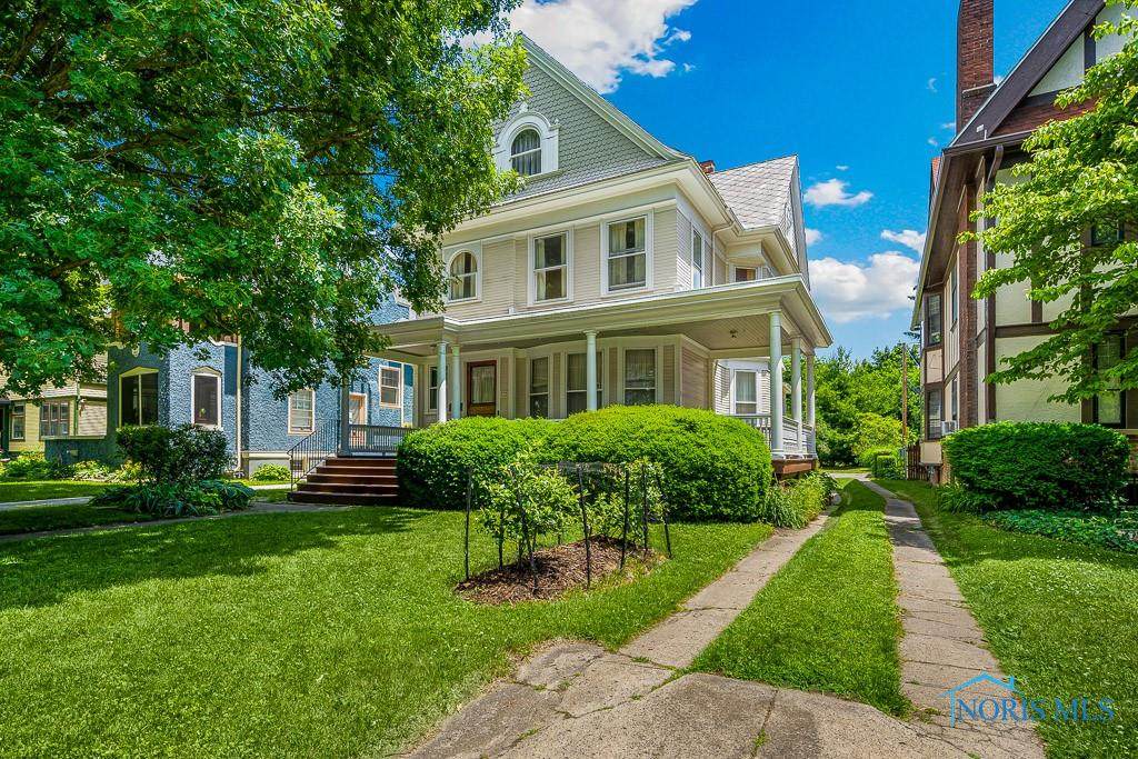 2228 Scottwood Avenue - Photo 1