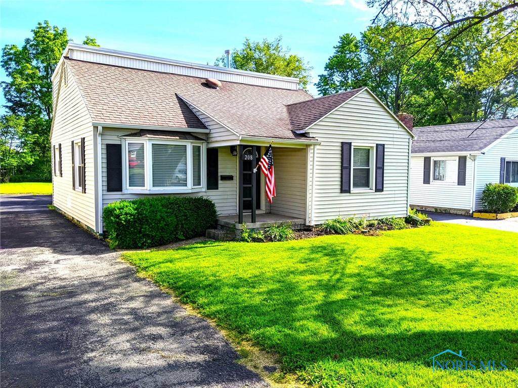 208 Edgar Avenue - Photo 1
