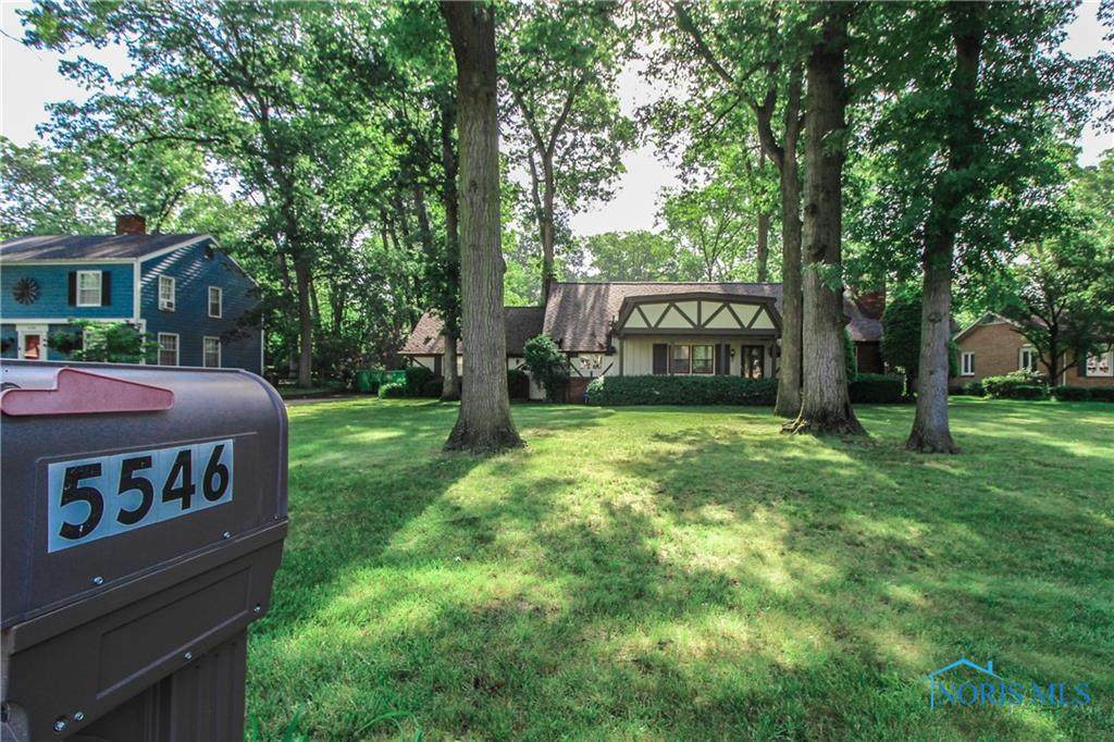 5546 Woodridge Drive - Photo 1