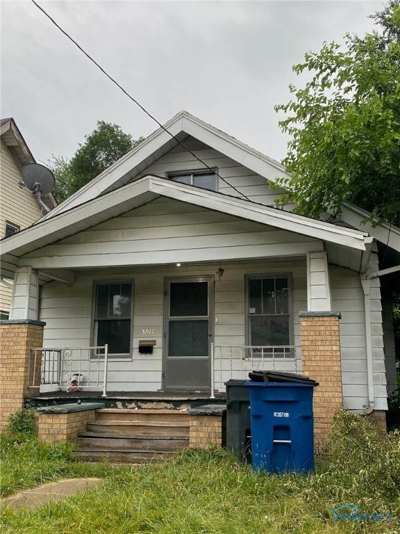 3817 Burton Avenue - Photo 1