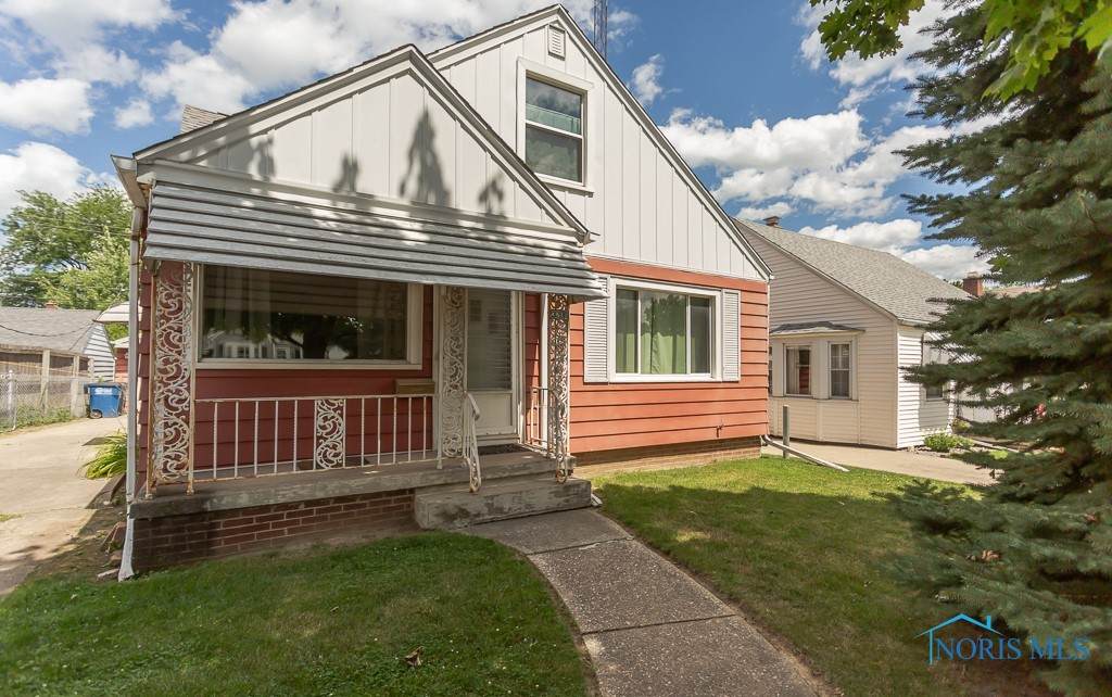 3205 Escott Avenue - Photo 1