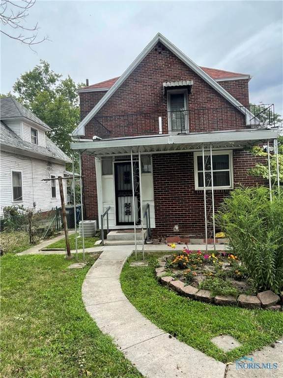 122 Central Avenue - Photo 1