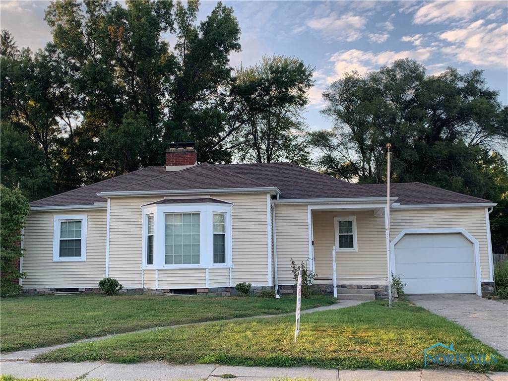 629 Elm Street - Photo 1
