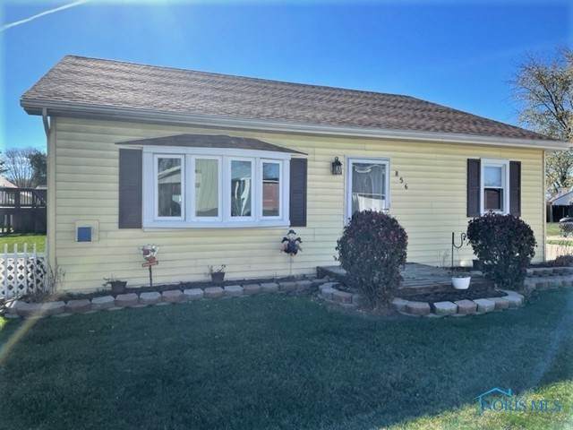 856 David Drive - Photo 1